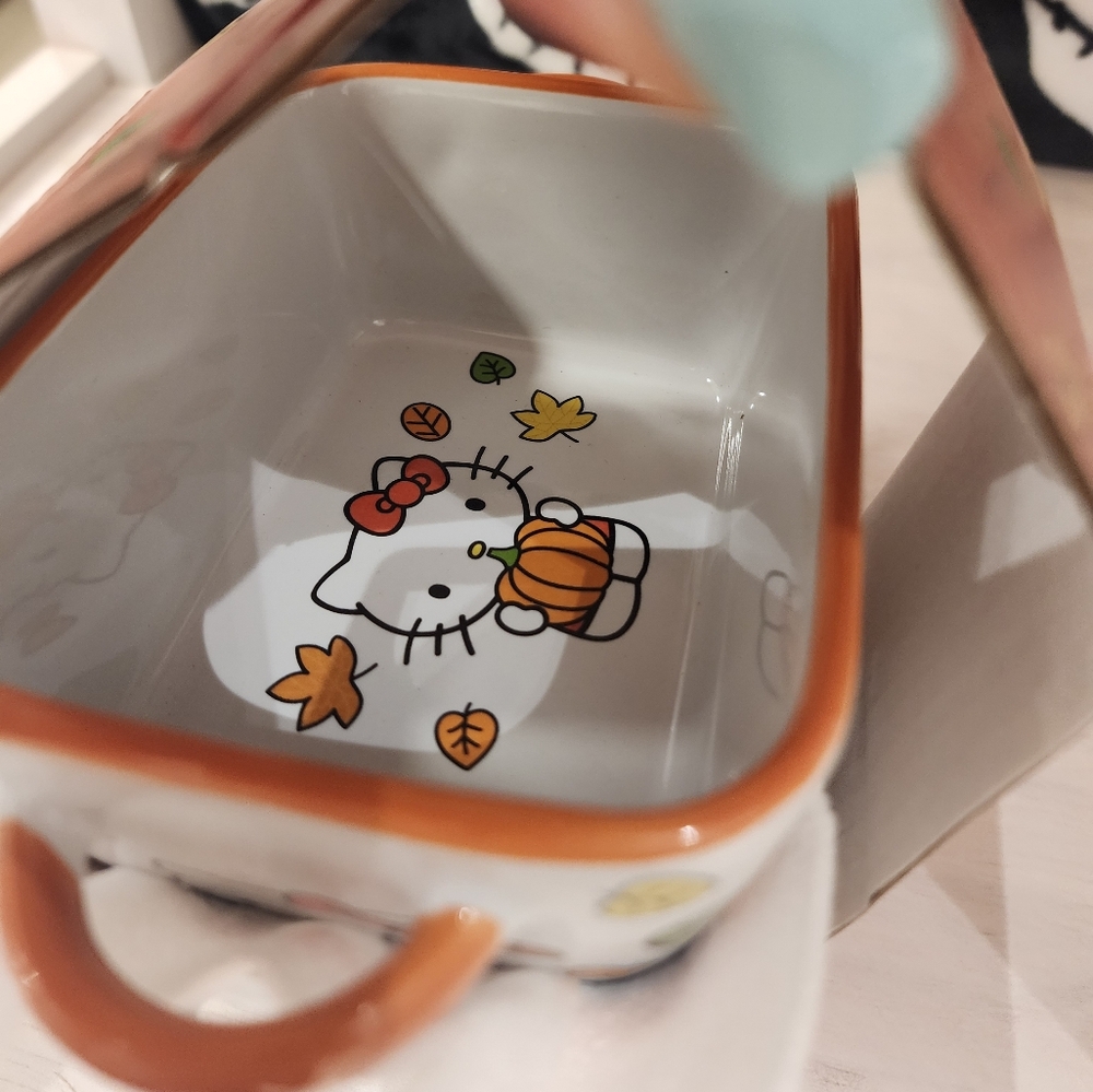 Hello Kitty Fall Print Mini Baking Loaves - Set of (2)